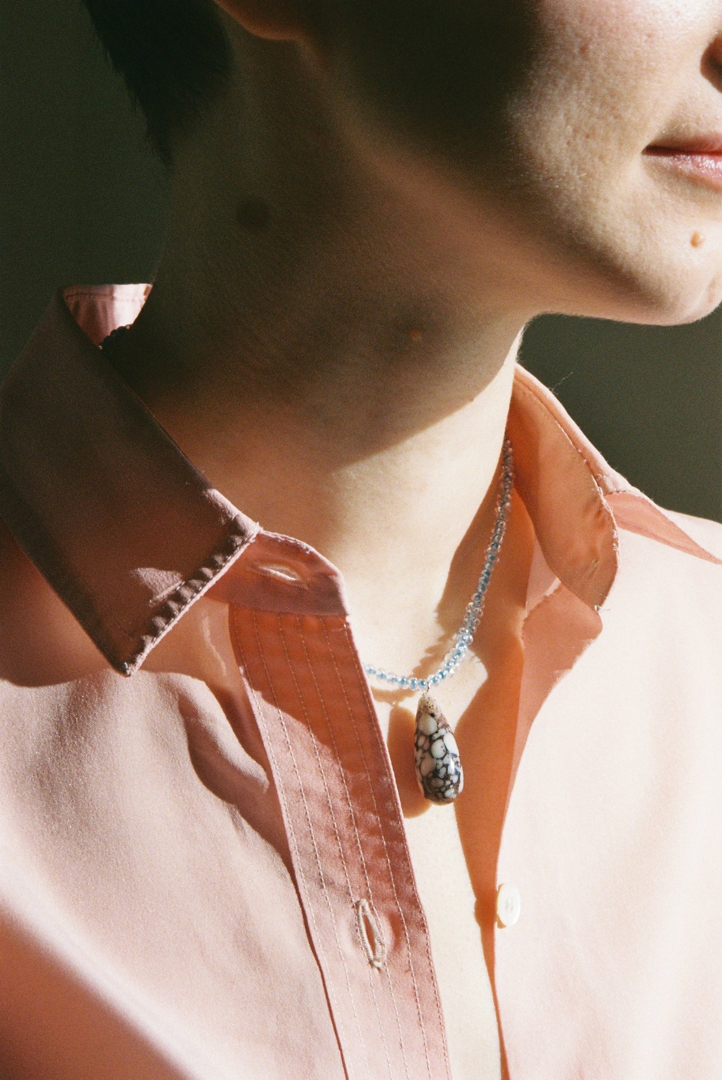 Arch necklace - Pale Blue