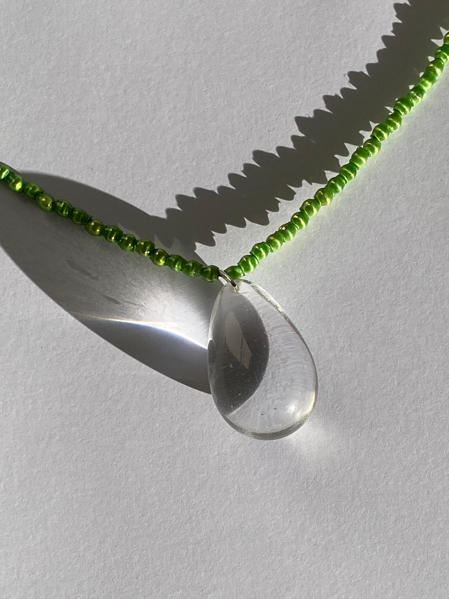Arch necklace - Green / Clear