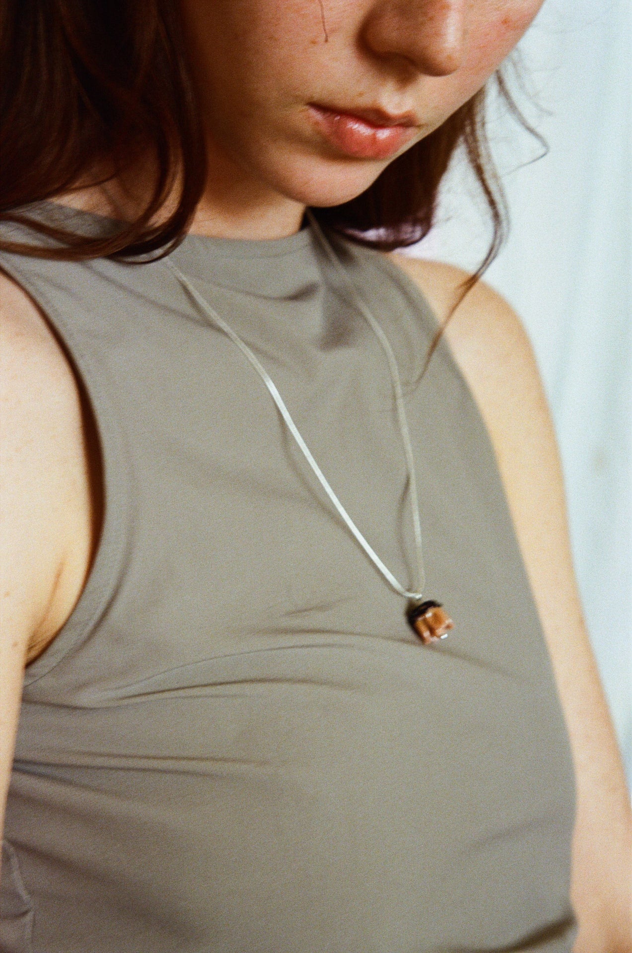 Knos necklace - Beige/Black