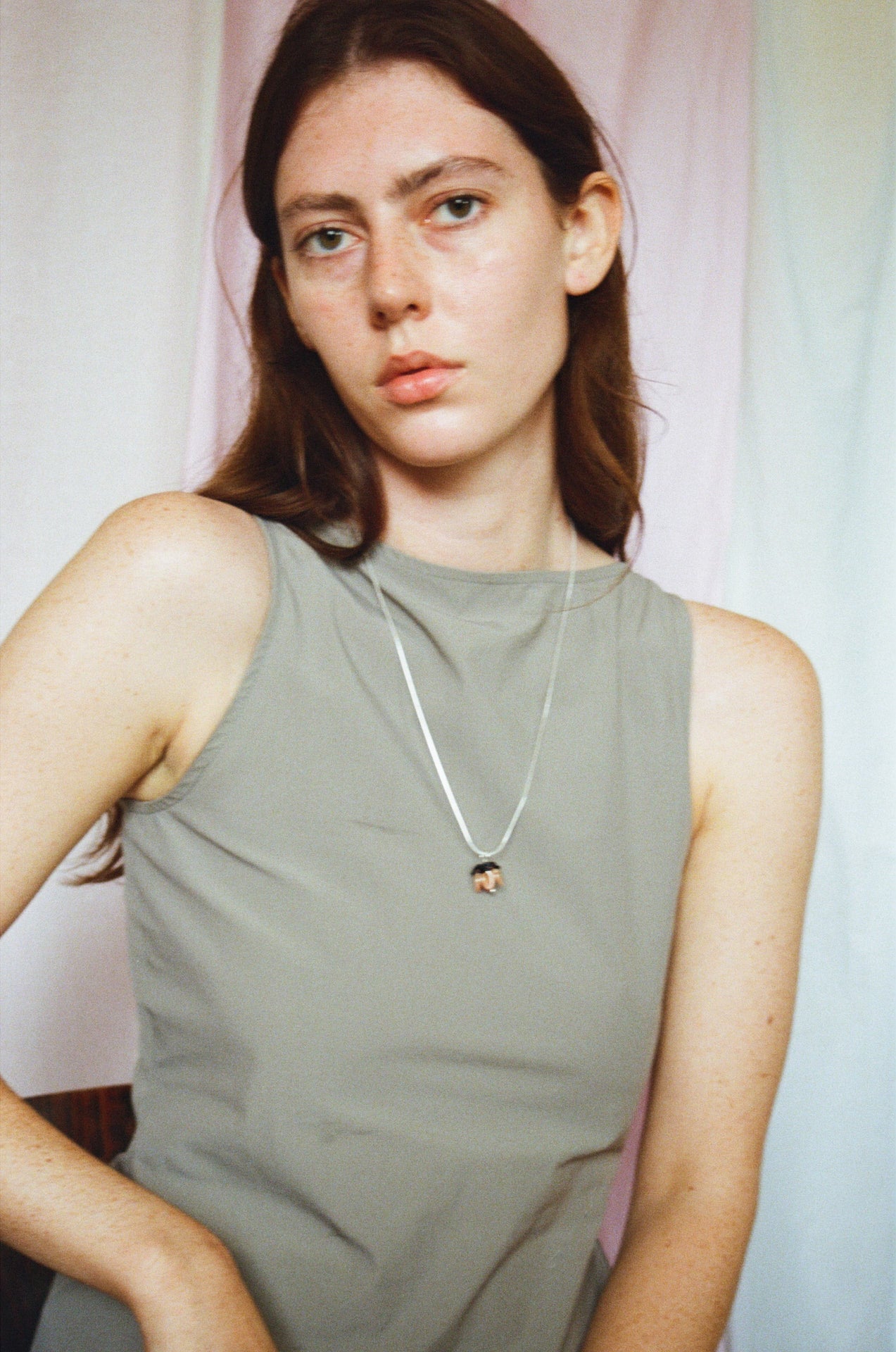 Knos necklace - Beige/Black