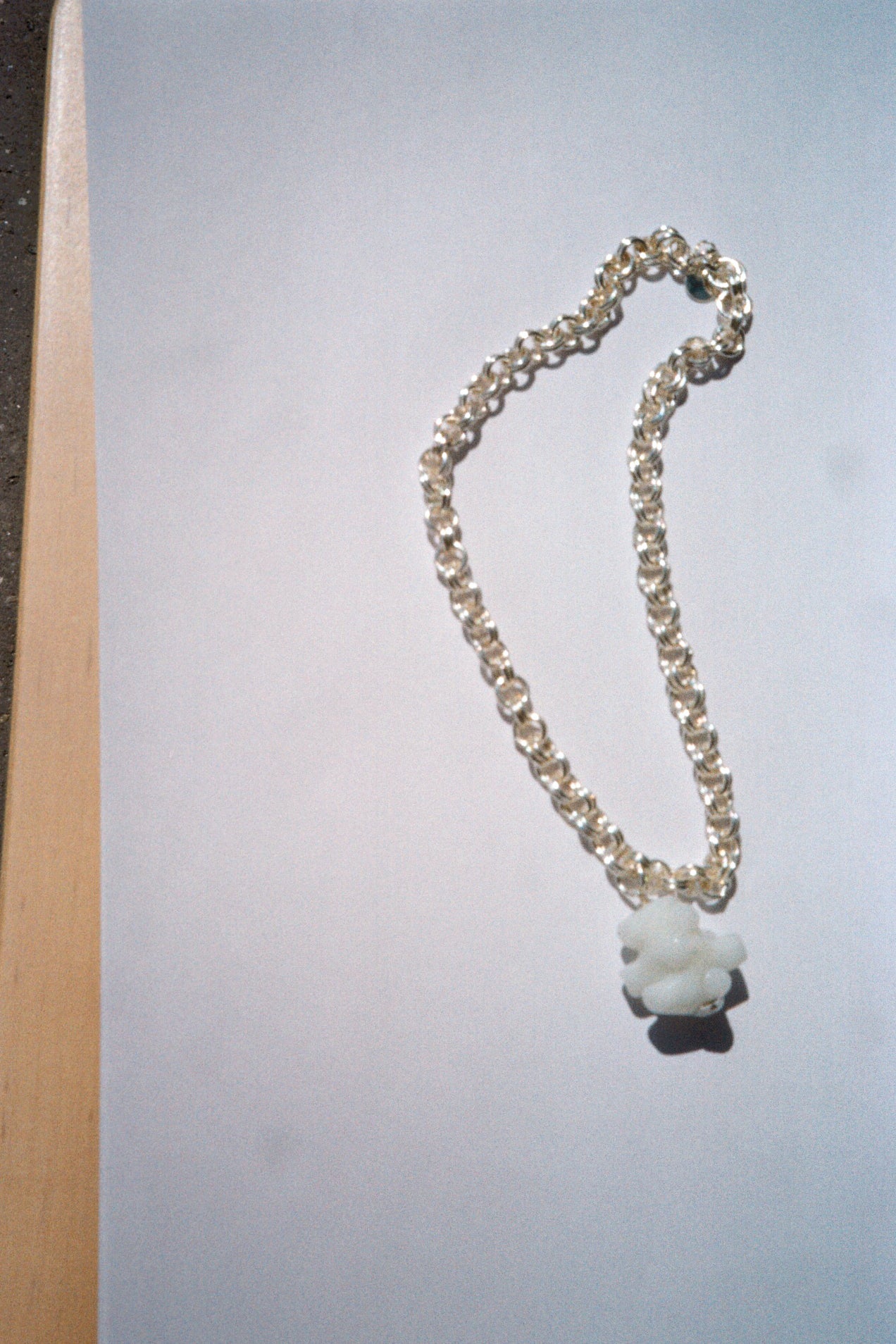 Abashi necklace - White