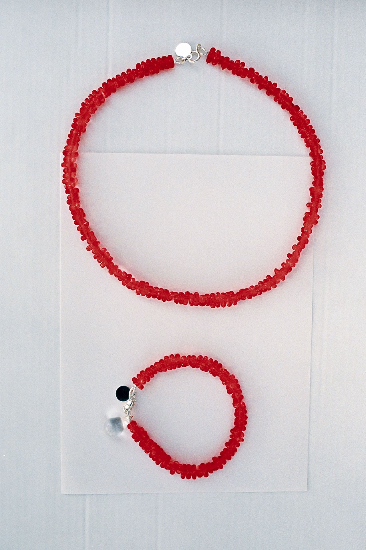 Cori necklace - Clear red