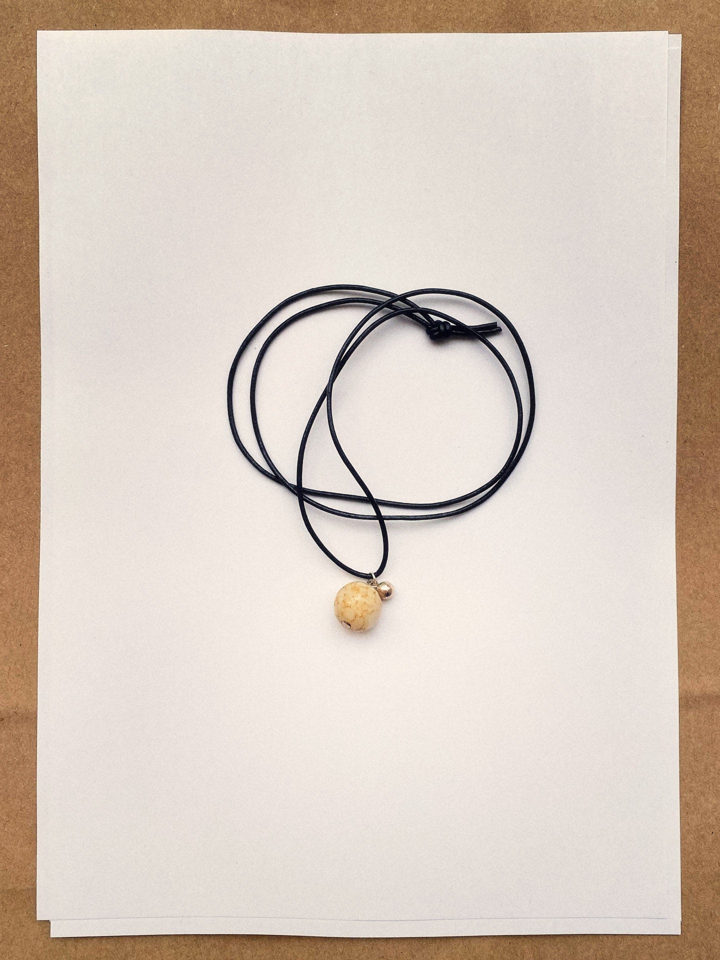 Galet neckclace - Cream beige