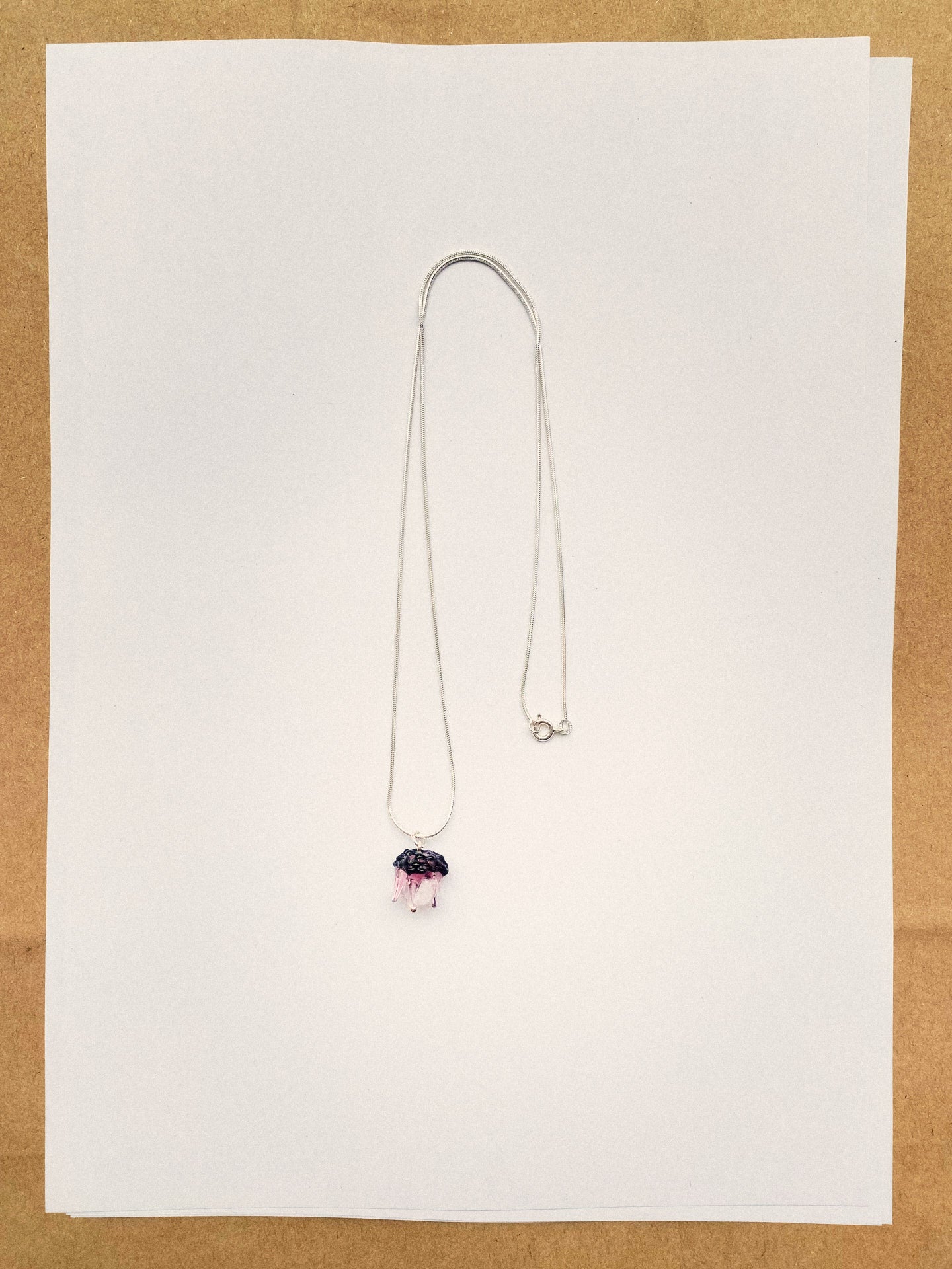 Knos necklace - Pink/Black