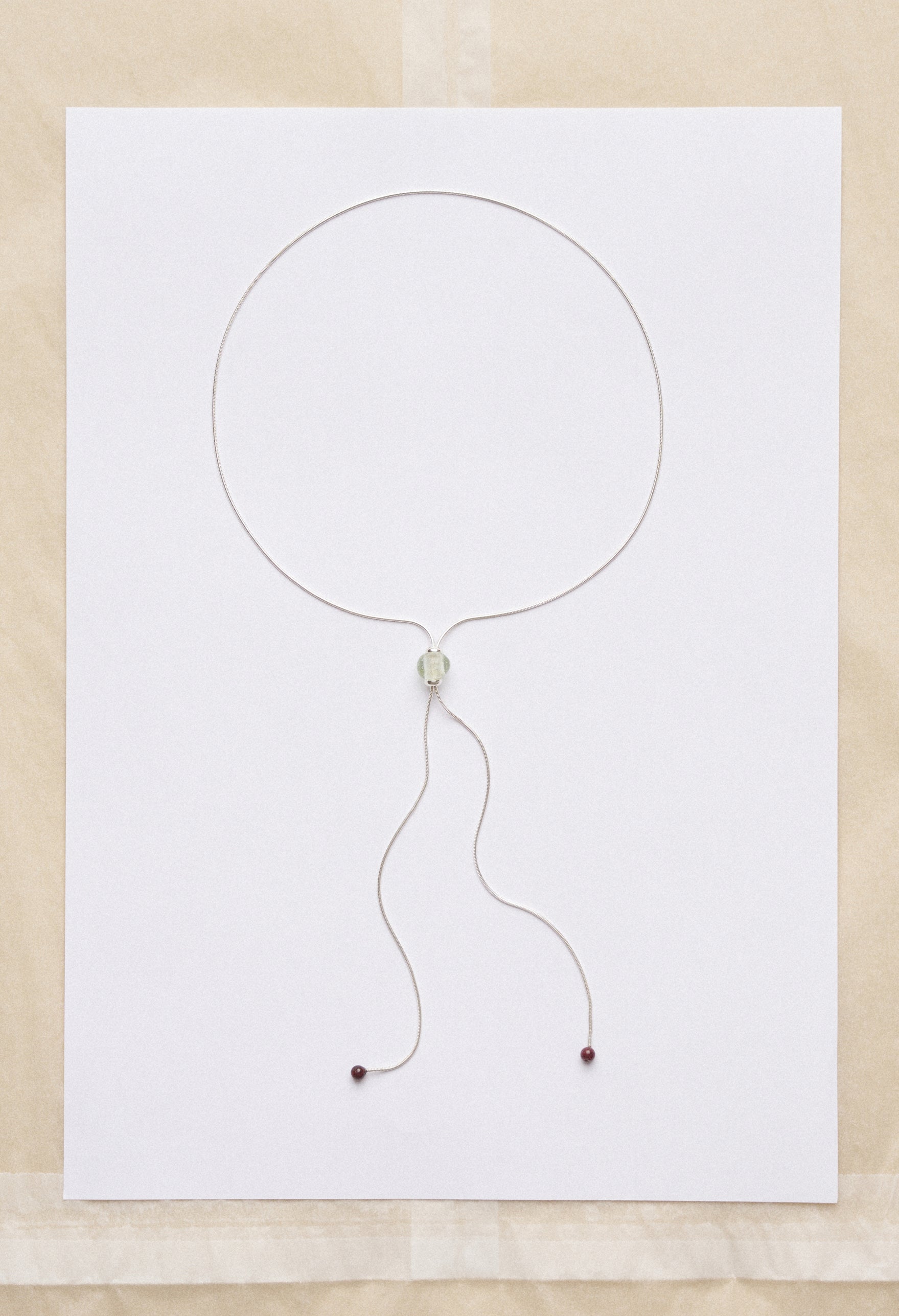 Lazo necklace - Clear/Grenat