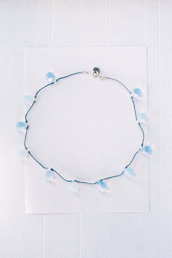Noué necklace - Opaline white / Grey