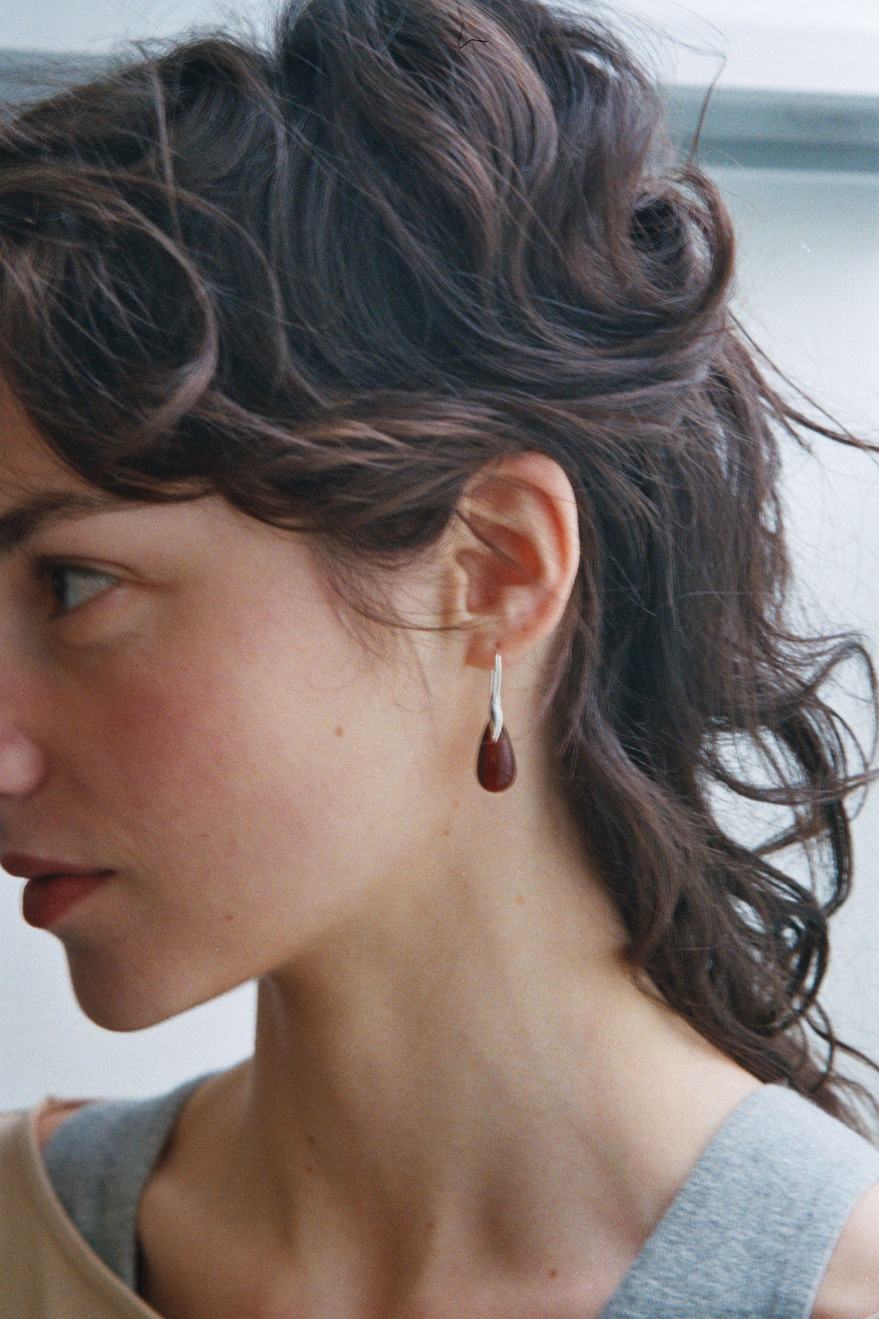 Brote earrings - Dark amber