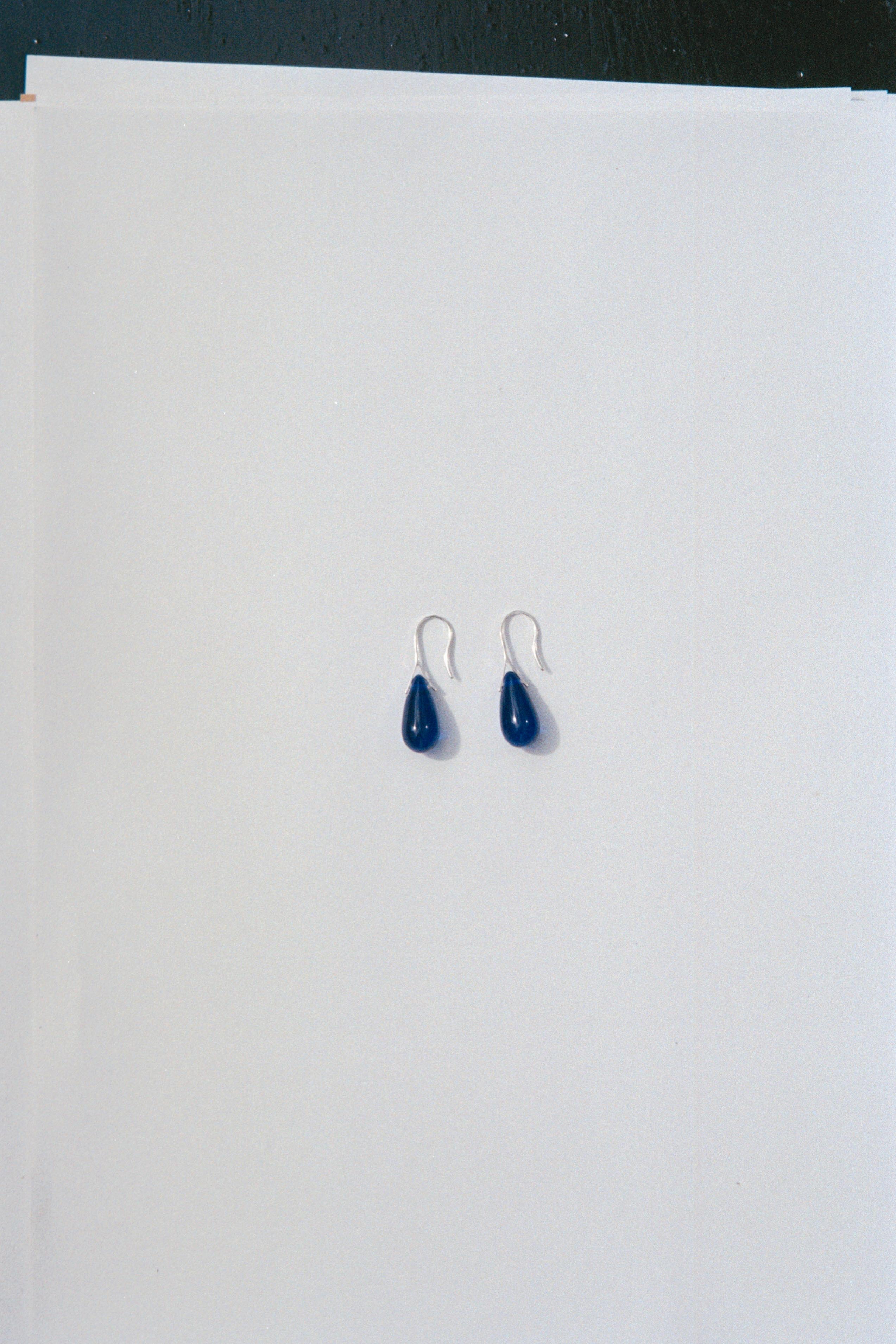 Gota Mini earrings - Navy