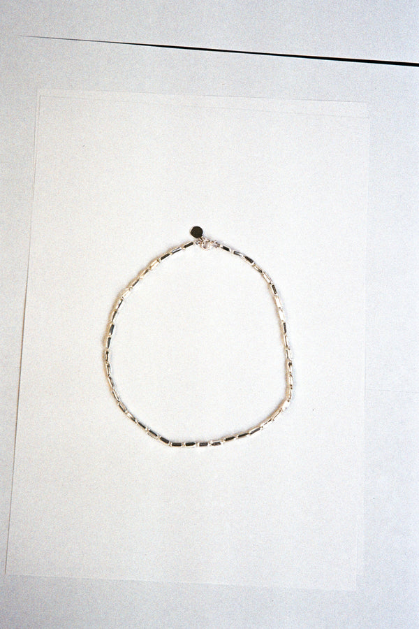 Small Hollow chain necklace