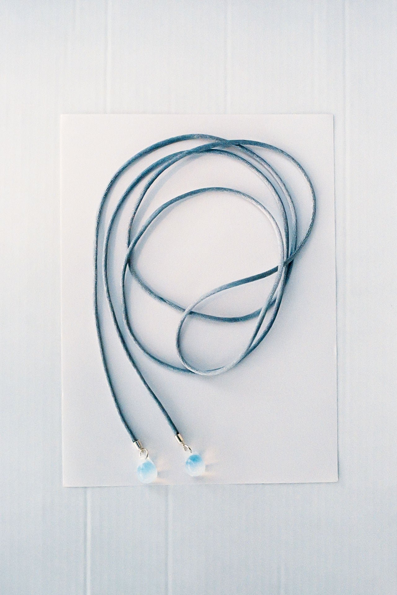Long TAC TAC necklace - Grey