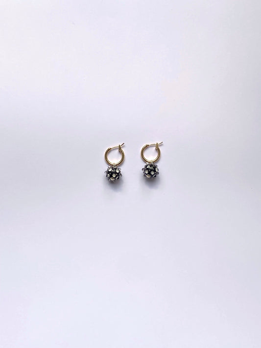 Division earrings - Black / white