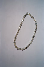 Load image into Gallery viewer, Fiole necklace - Round
