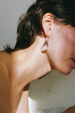 Load image into Gallery viewer, Gota Maxi earrings - Clear
