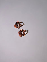 Load image into Gallery viewer, Mini Fleur earrings - Light Pourpre
