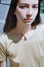Load image into Gallery viewer, Moon necklace - Pink
