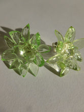 Load image into Gallery viewer, Tamari earrings - Clear pale green

