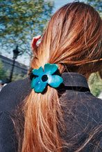 Load image into Gallery viewer, Big Fleur barrette - Various colors
